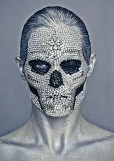 Krop - Pluck't Skull makeup, Makeup, Artistry makeup