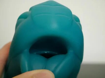 The Dragoness Muzzle (review; SFW pics)