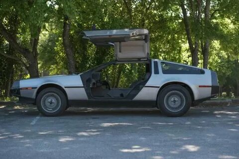 San Antonio man selling DeLorean on Craigslist, flux capacit