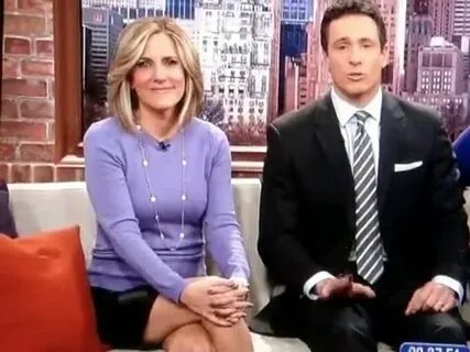 Alisyn Camerota All legs and Nails - YouTube