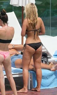 Kate Wright in Bikini 2016 -23 GotCeleb