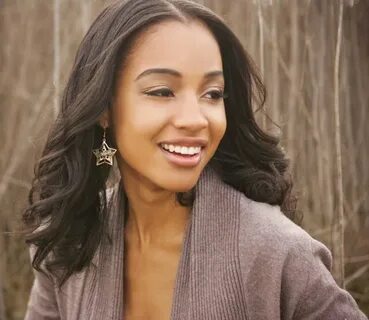 Erinn Westbrook Hottest Photos Sexy Near-Nude Pictures, GIFs