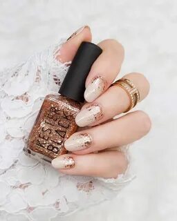 50 Hottest Gold Nail Design Ideas to Spice Up Your Inspirati