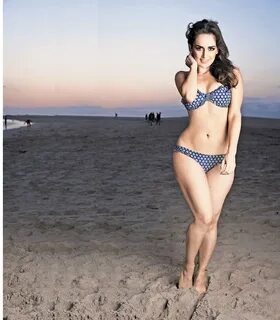 Mexican Actress Ana de la Reguera in Bikini celebrity photos