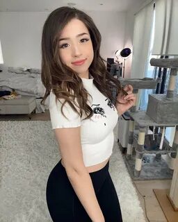 pokimane ❤ 在 Twitter: "i have the power of god and anime on 