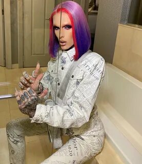 Jeffree Star on Twitter: "When the bathroom is the only plac