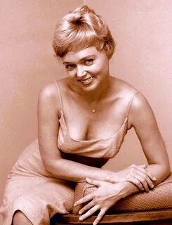 Picture of Yvette Vickers