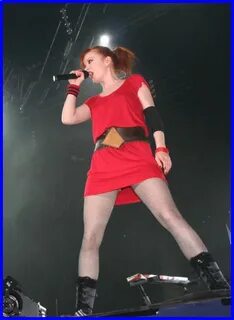 Shout! Online :: Всё о Garbage :: Концерт в Москве (29.06.05