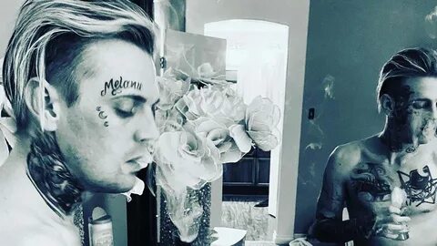 Aaron Carter is already looking for a rebound & OnlyFans col