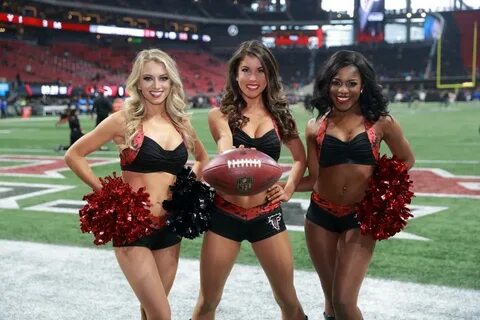 Atlanta Falcons Cheerleaders Photos from Week 17 - Ultimate 