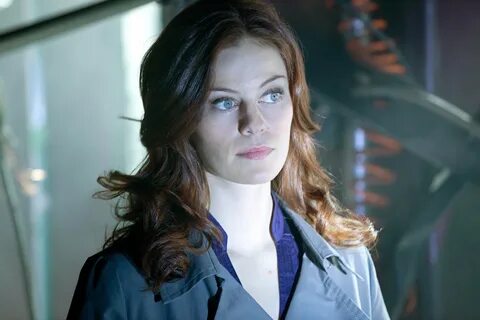 Cassidy Freeman Wallpapers HD Free Download