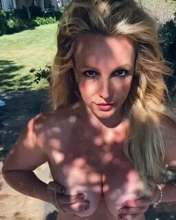 Britney Spears Breaks The Internet With Close Up Topless Pho