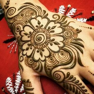Flower pattern with leaves and filling pattern Henna flowers