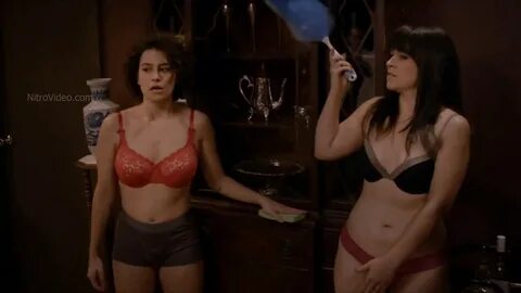 Movie: Broad City: S01 E01 What a Wonderful World (2014)