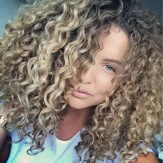 cool 30 Cool Spiral Perm Ideas: Creating a Strong Curly Impr