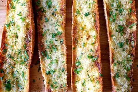 perfect garlic bread Garlic bread, Smitten kitchen, Bread