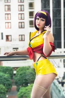 Faye Valentine - Cowboy Bebop Termina Cosplay