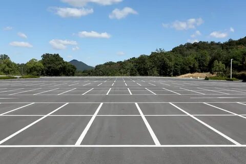 When Does Parking Lot Paint Need Replacing? - Goldstone Exte
