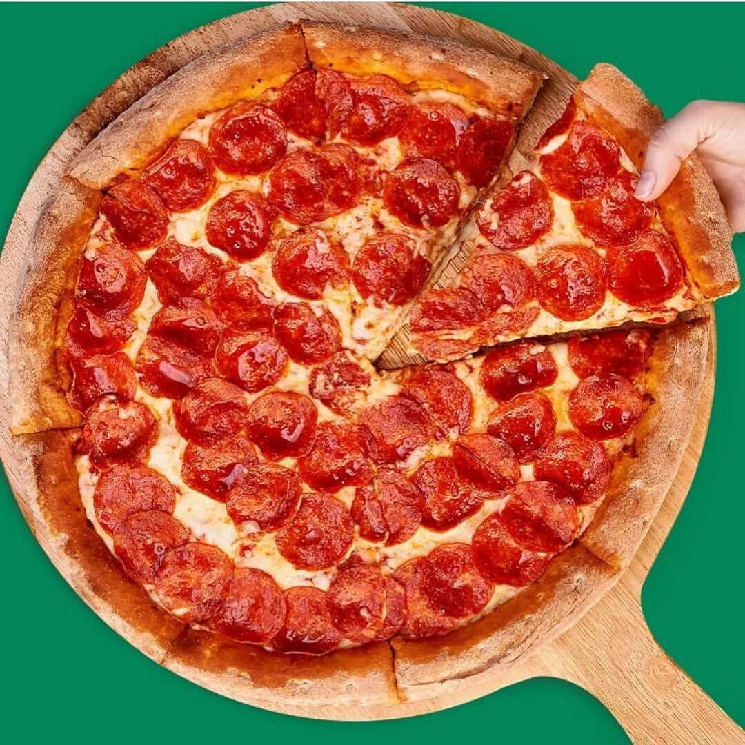 я здесь для обучения мне нужна половина из четырех пицц пепперони хорошая пицца отличная фото 104