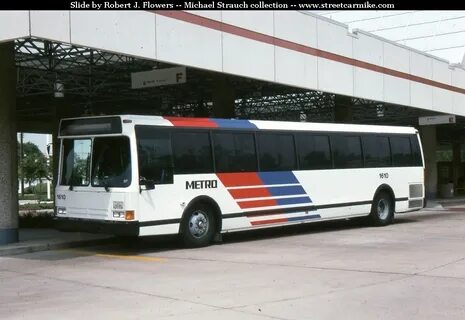 Houston METRO Grumman Flxible & Flxible Metro Buses @ street