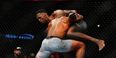 UFC 248: Israel Adesanya retains title with unanimous decisi