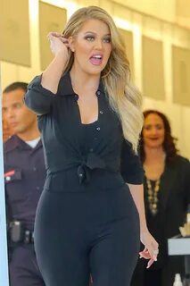 Khloe Kardashian Booty in Tights -15 GotCeleb