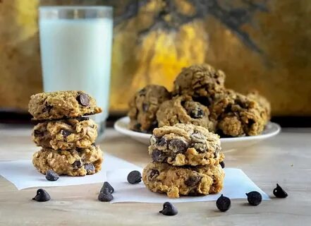 Healthy Peanut Butter Chocolate Chip Cookies - 31 Daily