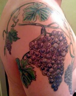 67 Cool Vine Shoulder Tattoos