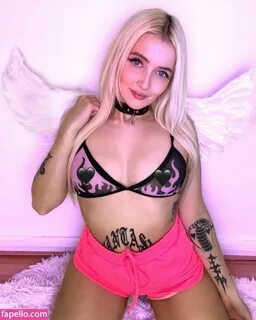 Vivii ferrari onlyfans
