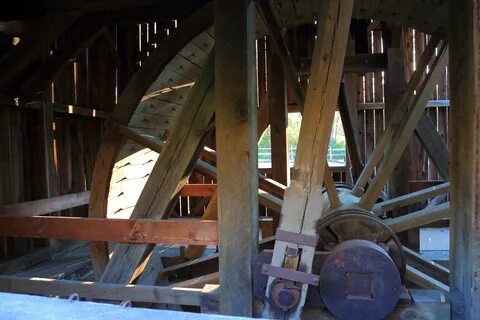 File:Eagle Ironworks Water Wheel.JPG - Wikimedia Commons