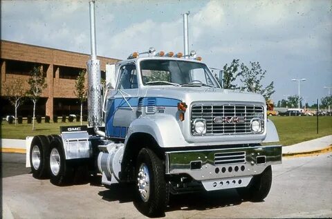 GMC 9500 series, looks like a sharp brochure truck. These ca