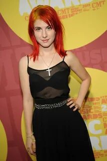 Pin on Hayley Williams