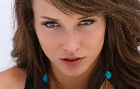 Обои взгляд, девушка, лицо, Malena Morgan.модель картинки на