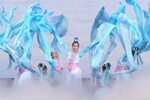 Chinese Dance Troupe Shen Yun Leaps into Los Angeles