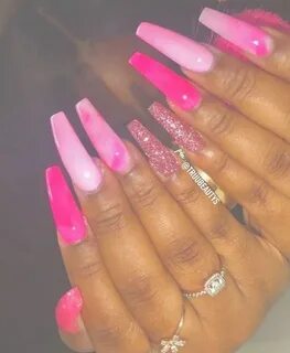 Pin by 🧚 🏾 ♂ on f i n g e r a r t ♡ Blush pink nails, Barbie 