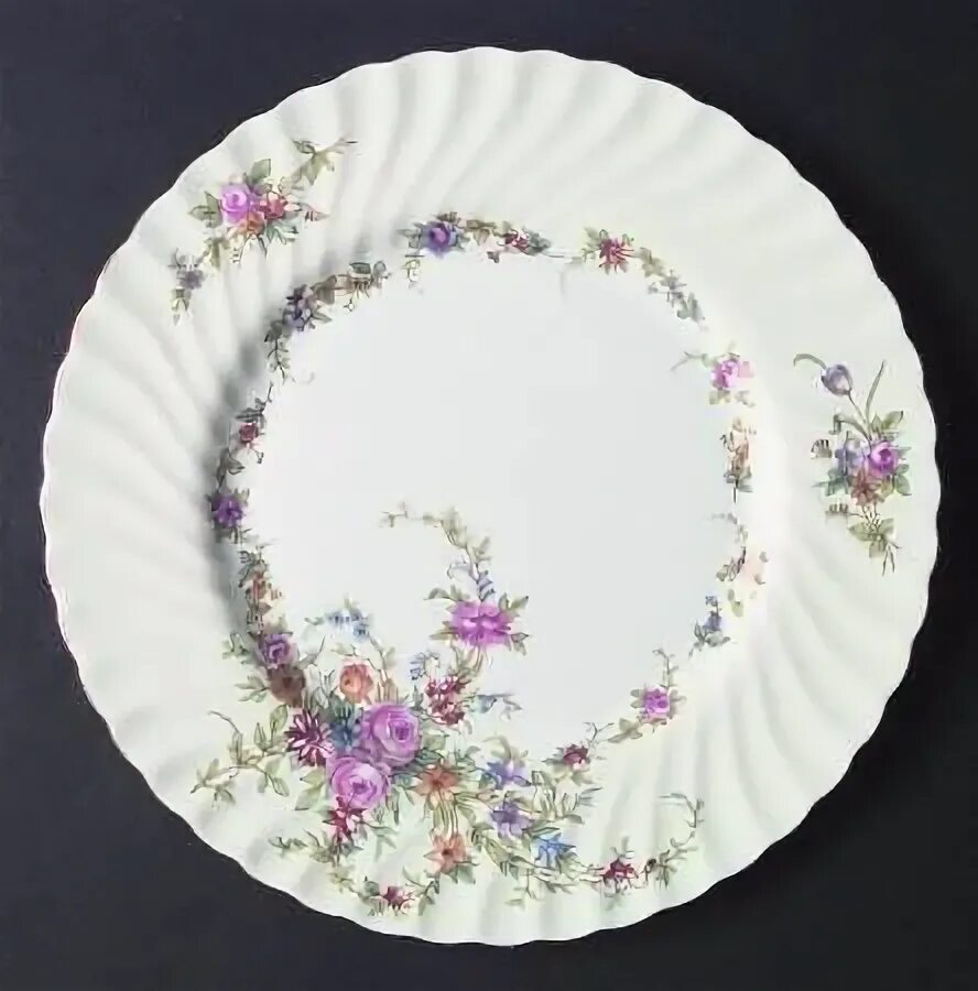 "Lorraine" china pattern with mauve pink & purple flowers fr