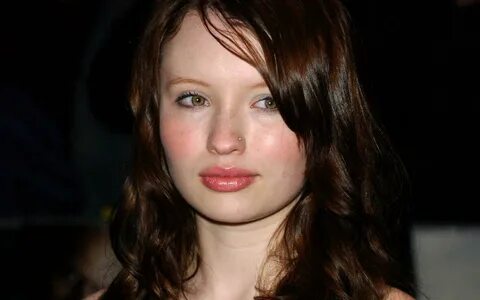 Emily Browning Wallpapers - Wallpaper Cave