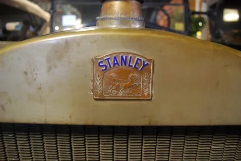 File:Stanley Steamer Logo.JPG - Wikimedia Commons