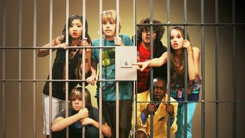 Watch The Suite Life on Deck HD free TV Show ZAGO MOVIE