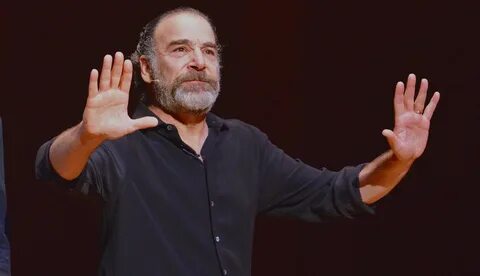 Mandy Patinkin Relates His Father With Reel Life Character -