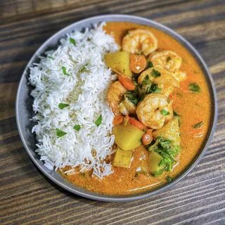 Homemade Shrimp massaman curry - Imgur