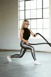 Rachael Harris - Photoshoot for People Magazine January 2021