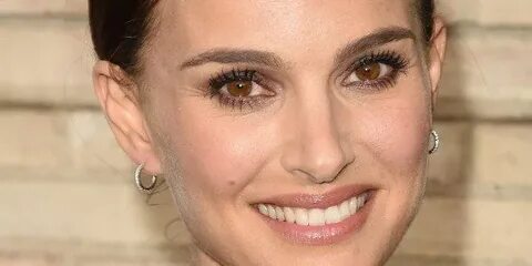 Natalie Portman Will Play Ruth Bader Ginsburg In New Film Hu