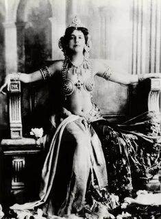 Mata Hari In Photos: The Ultimate Femme Fatale and Woman of 
