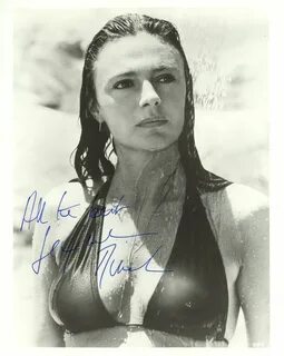 Jacqueline Bisset autograph - 24 Femmes Per Second