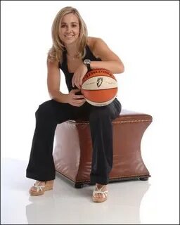 Becky Hammon Feet (8 photos) - celebrity-feet.com