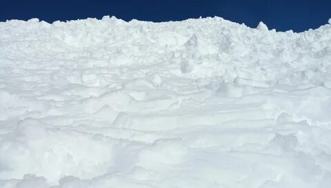 Pile of snow hill background - PatternPictures