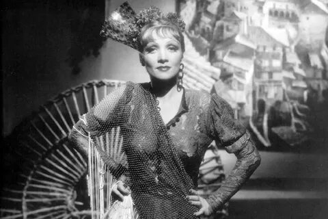 49 hot photos of Marlene Dietrich that will make you want to