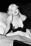 Marilyn Monroe and the Camera: бесконечный материал. Часть 1