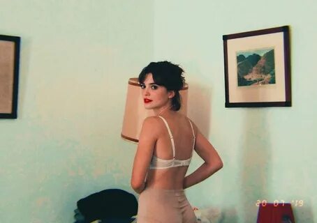 Joana Ribeiro Nude & Sexy Collection (30 Photos) #TheFappeni